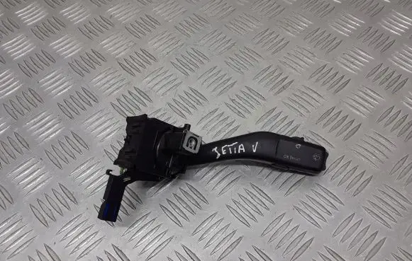 Volkswagen Jetta V Wiper control stalk 1K0953519C