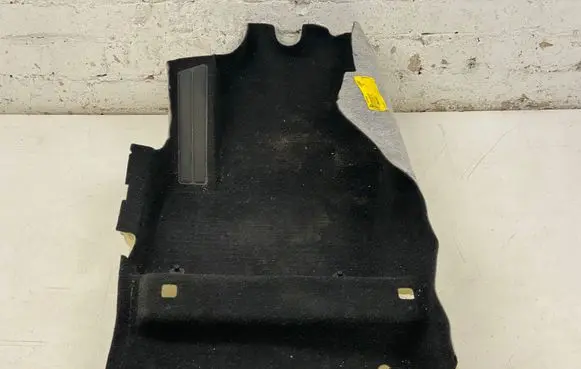 Volvo XC40 Front floor carpet liner 32273656 L8K5A 106112380114
