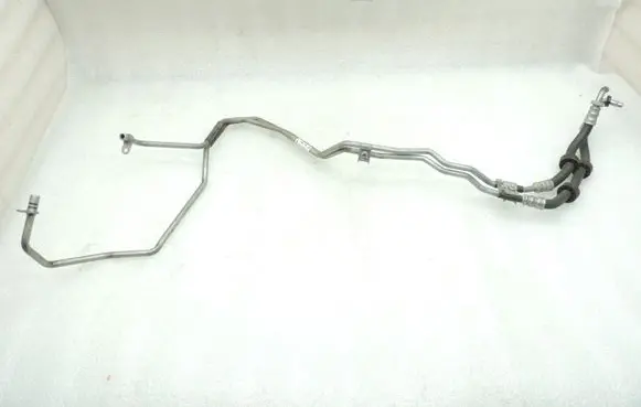 Mercedes-Benz C W205 Gearbox oil cooler pipe/hose A6511805330 A6511805430