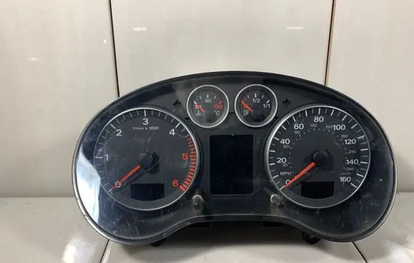 Audi A3 S3 A3 Sportback 8P Speedometer (instrument cluster) 8P0920981B