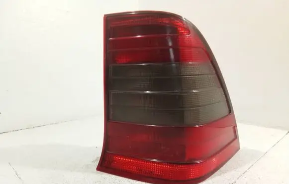Mercedes-Benz C W202 Rear/tail lights 2028204064