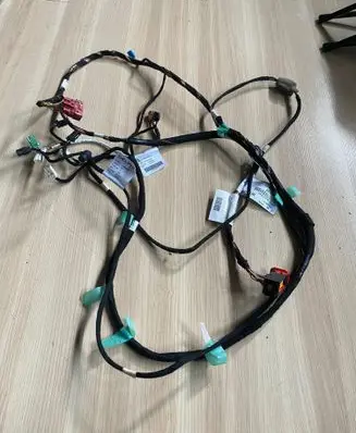 Opel Vivaro Other wiring loom 9839303980