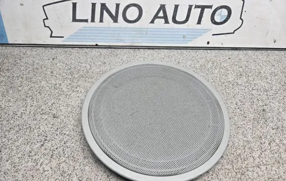 BMW 5 E39 Subwoofer grill/trim 8187679