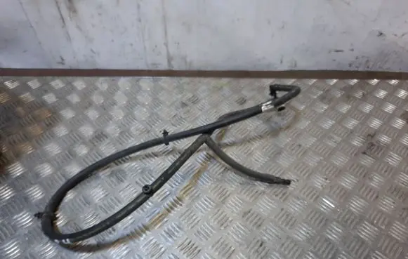 Audi A8 S8 D4 4H Headlight washer hose/pipe JH670B