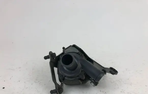 Audi A6 S6 C7 4G Electric auxiliary coolant/water pump