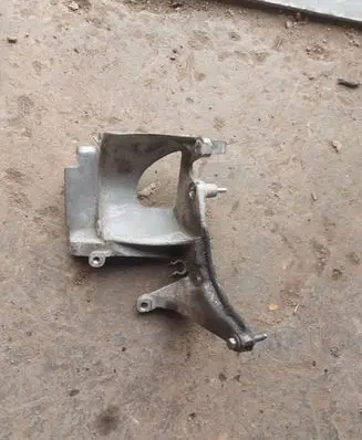 Peugeot 508 Fuel pump bracket 9672309780