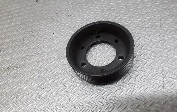 Skoda Fabia Mk1 (6Y) Water pump pulley 047121031B