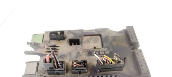 Mercedes-Benz Sprinter W901 W902 W903 W904 Fuse box set 0005400650 08501002