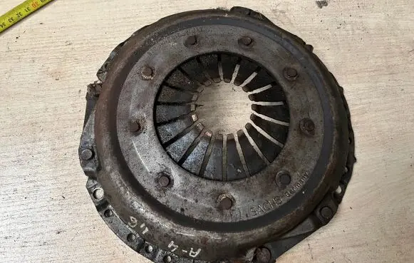 Audi A4 S4 B5 8D Pressure plate 