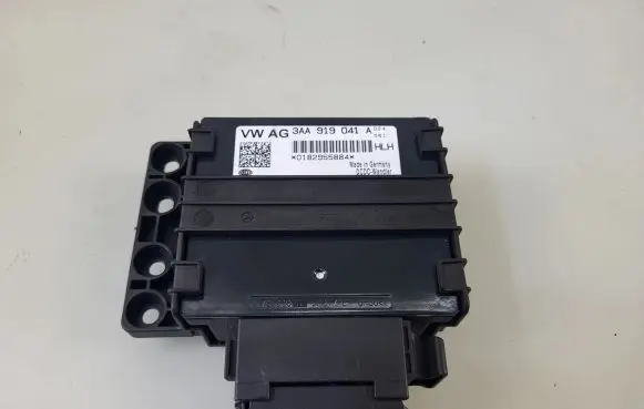 Volkswagen Golf VI Other control units/modules 3AA919041A