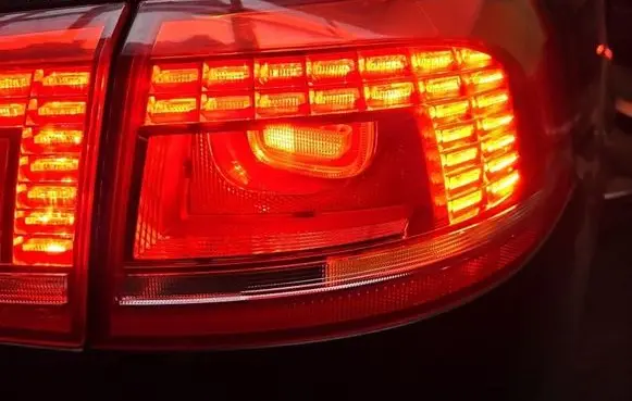 Volkswagen PASSAT B7 Rear/tail lights IMPRK1523569
