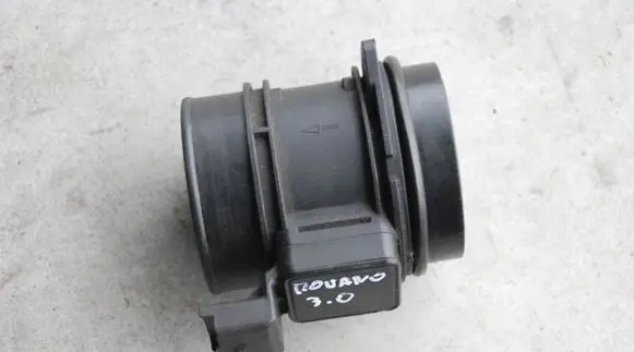 Renault Master II Mass air flow meter 8200203767