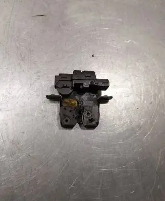 Renault Espace IV Tailgate/trunk/boot lock/catch/latch 8200090483