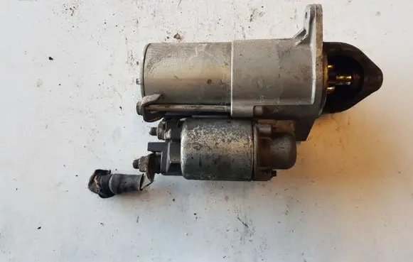 Opel Zafira B Starter motor