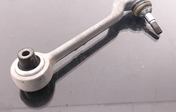 BMW 3 E90 E91 Front control arm 31122405860