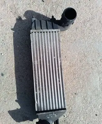 Peugeot 807 Intercooler radiator 1489396080