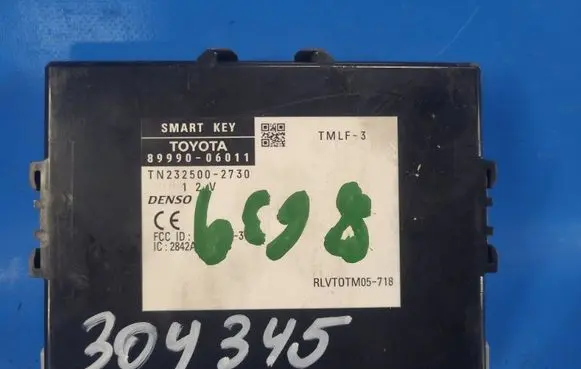 Toyota Camry Central body control module 8999006011