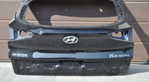 Hyundai Tucson TL Truck tailgate 