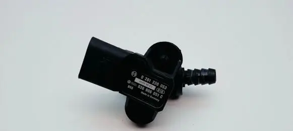 Audi A4 S4 B5 8D Air pressure sensor 0261230053 036906051C