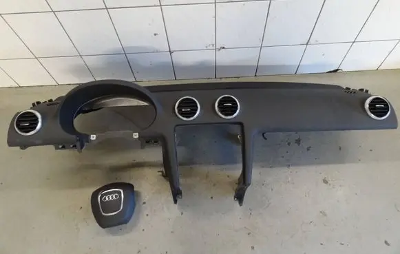 Audi A3 S3 8P Dashboard 8P1857033 8P0880201CD
