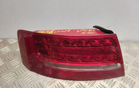 Audi A5 8T 8F Rear/tail lights 8T8945095D