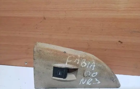 Skoda Fabia Mk1 (6Y) Electric window control switch 6Y0867394A