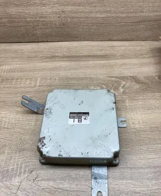 Subaru Impreza I Engine control unit/module ECU 22611AE510