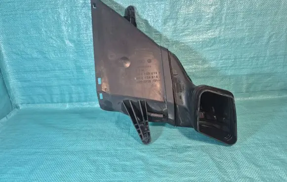 Audi A4 S4 B8 8K Air intake duct part 8K0129618J 8K0129618K