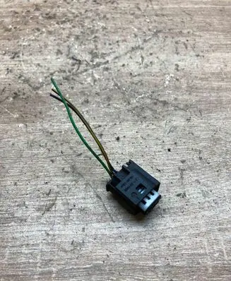 Volkswagen Golf VI Plug wire 9684021