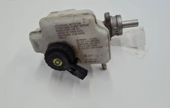 Volkswagen Golf V Master brake cylinder 1K1614019F