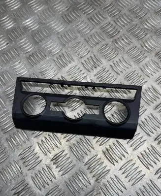 Skoda Superb B8 (3V) Climate control/heater control trim 3V0820075