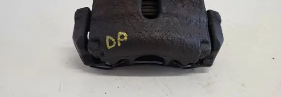 Volkswagen PASSAT B6 Front brake caliper