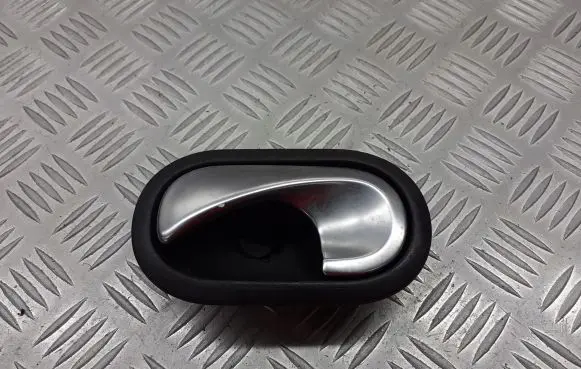 Renault Megane II Front door interior handle 8200028487
