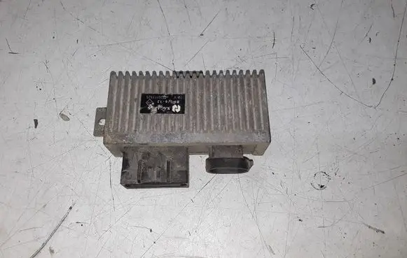 Glow plug pre-heat relay