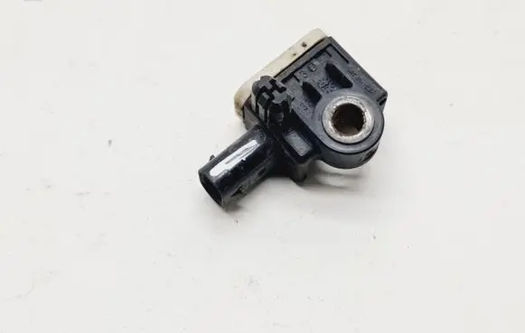 Mercedes-Benz B W246 W242 Airbag deployment crash/impact sensor A1668210151