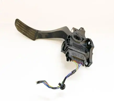 Volvo V60 Accelerator throttle pedal 31329060 6PV010834