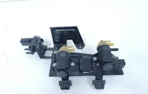 Volkswagen Amarok Turbo solenoid valve 2H0131563J 1K0906627B 1K0906283A