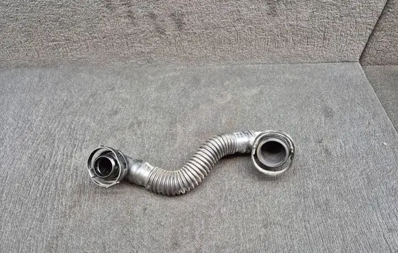 Audi A6 Allroad C7 Breather hose/pipe 059103221AM