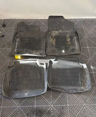 Lexus ES 300h (7th Gen) Car floor mat set