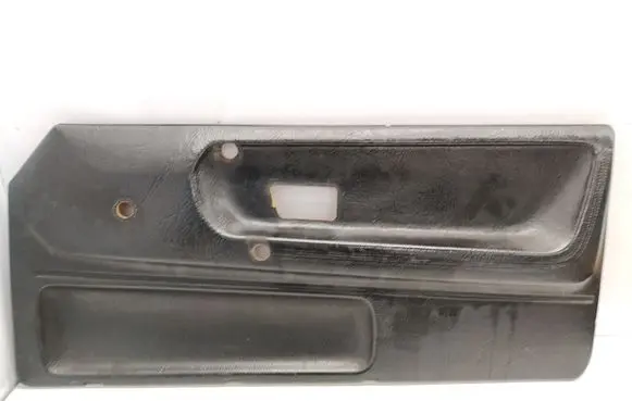 Volkswagen Polo II 86C 2F Front door card panel trim 867867022