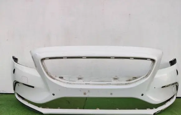 Volvo V40 Front bumper 31283732