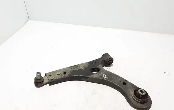 Volvo C40 Front lower control arm/wishbone 32395077