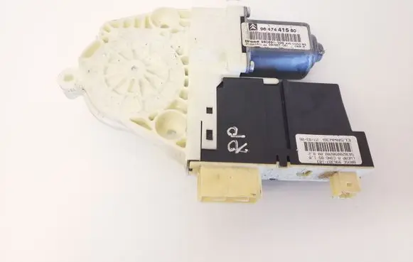 Citroen C4 I Front door window regulator motor 997831101 12046440260521 9647441580