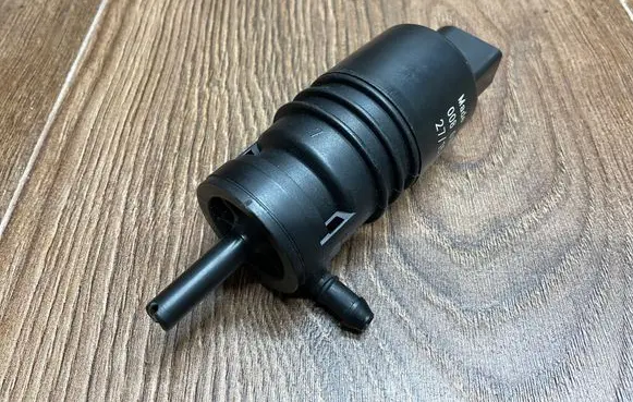Mercedes-Benz SL AMG R129 Windscreen/windshield washer pump 00801512V 008015