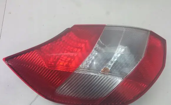 Renault Scenic II - Grand scenic II Rear/tail lights 8200423374