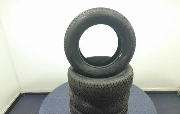 Hyundai i30 R17 C winter tire 8904288104882