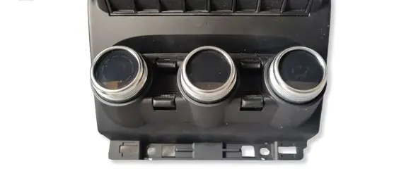 Renault Zoe Climate control unit 41576302