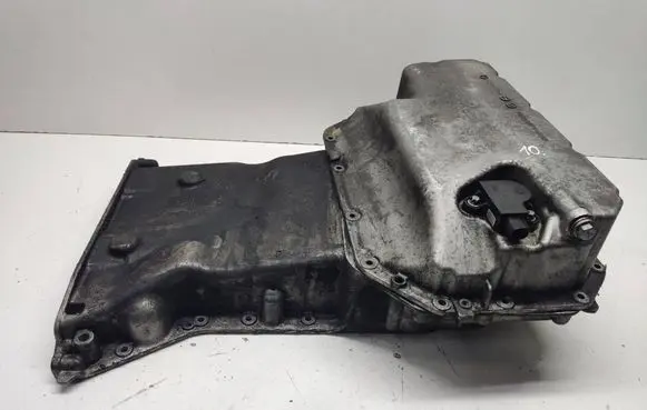 Mercedes-Benz Vito Viano W447 Oil sump A6510141900 A0009050401 Alsi9cu3