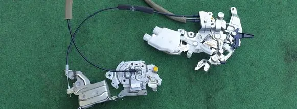 Dacia Dokker Sliding door lock
