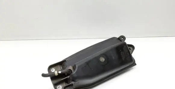 Mercedes-Benz C W204 Vacuum air tank A6510700868
